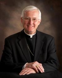 Monseñor Martin Amos Monseñor Martin Amos